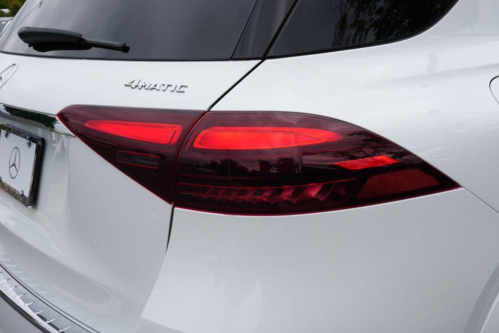 new 2026 Mercedes-Benz GLE 450 car, priced at $97,555