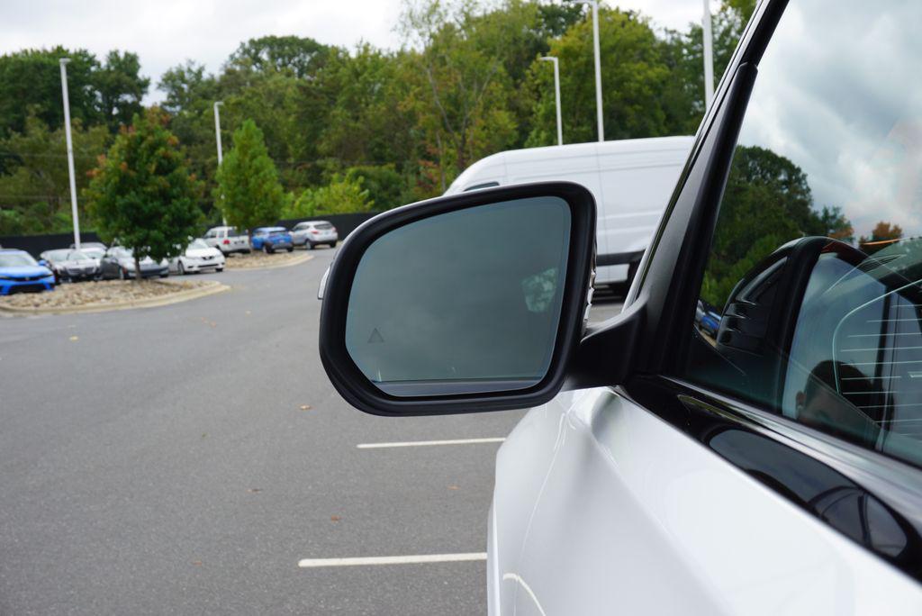 new 2026 Mercedes-Benz GLE 450 car, priced at $97,555