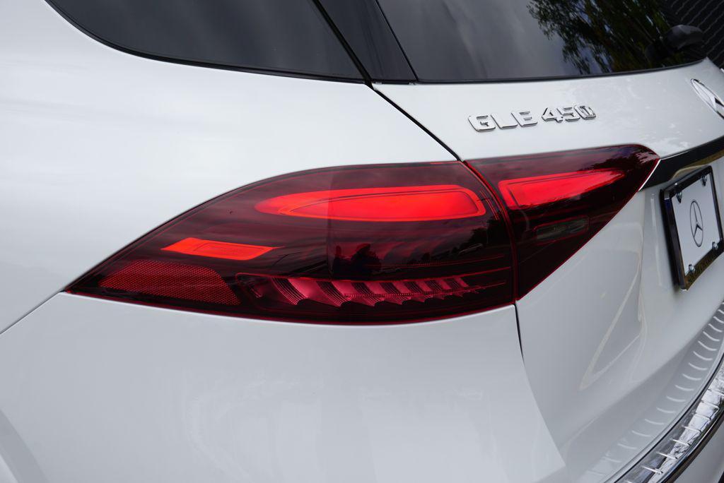 new 2026 Mercedes-Benz GLE 450 car, priced at $97,555