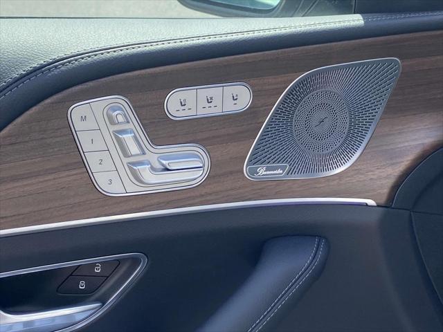 new 2025 Mercedes-Benz GLS 450 car, priced at $109,430