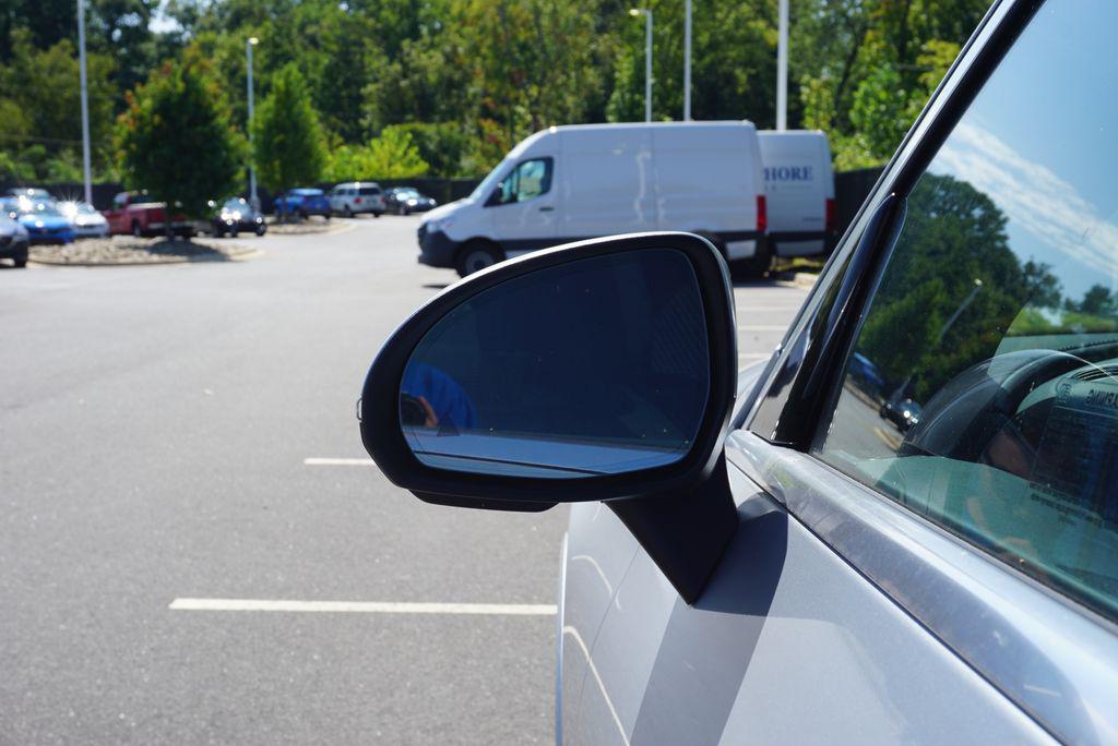 new 2025 Mercedes-Benz GLC 350e car, priced at $70,885