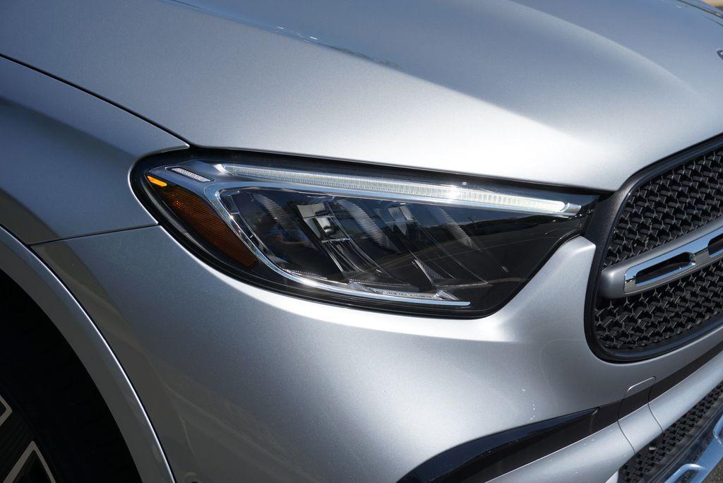 new 2025 Mercedes-Benz GLC 350e car, priced at $70,885