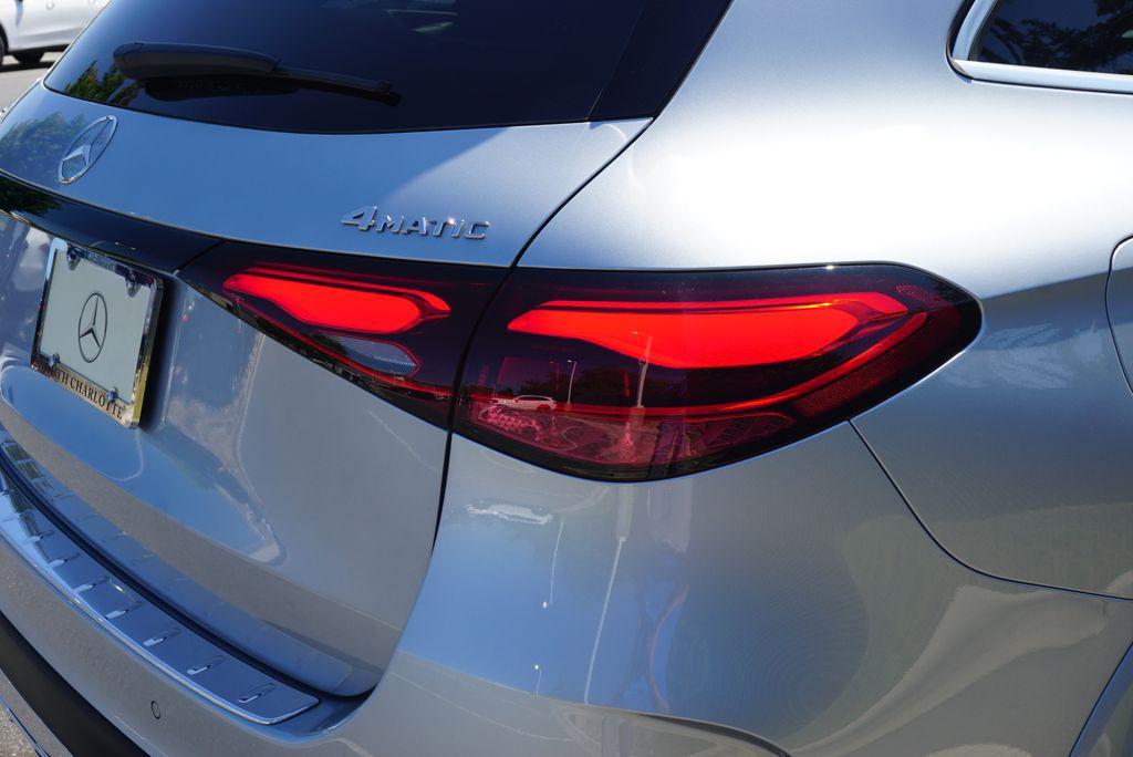 new 2025 Mercedes-Benz GLC 350e car, priced at $70,885