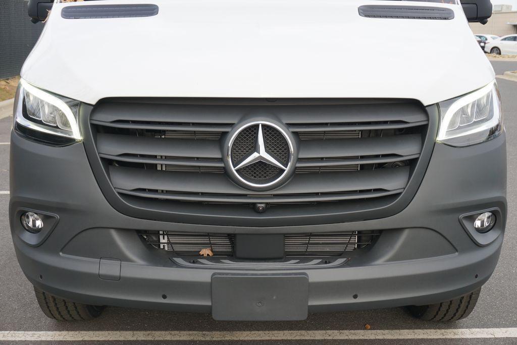 new 2026 Mercedes-Benz Sprinter 2500 car, priced at $75,321