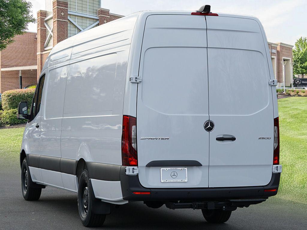 new 2026 Mercedes-Benz Sprinter 2500 car, priced at $75,321