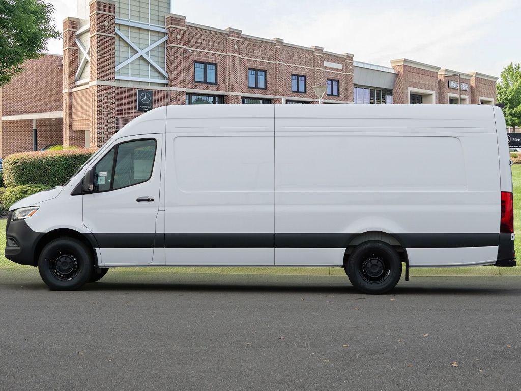 new 2026 Mercedes-Benz Sprinter 2500 car, priced at $75,321