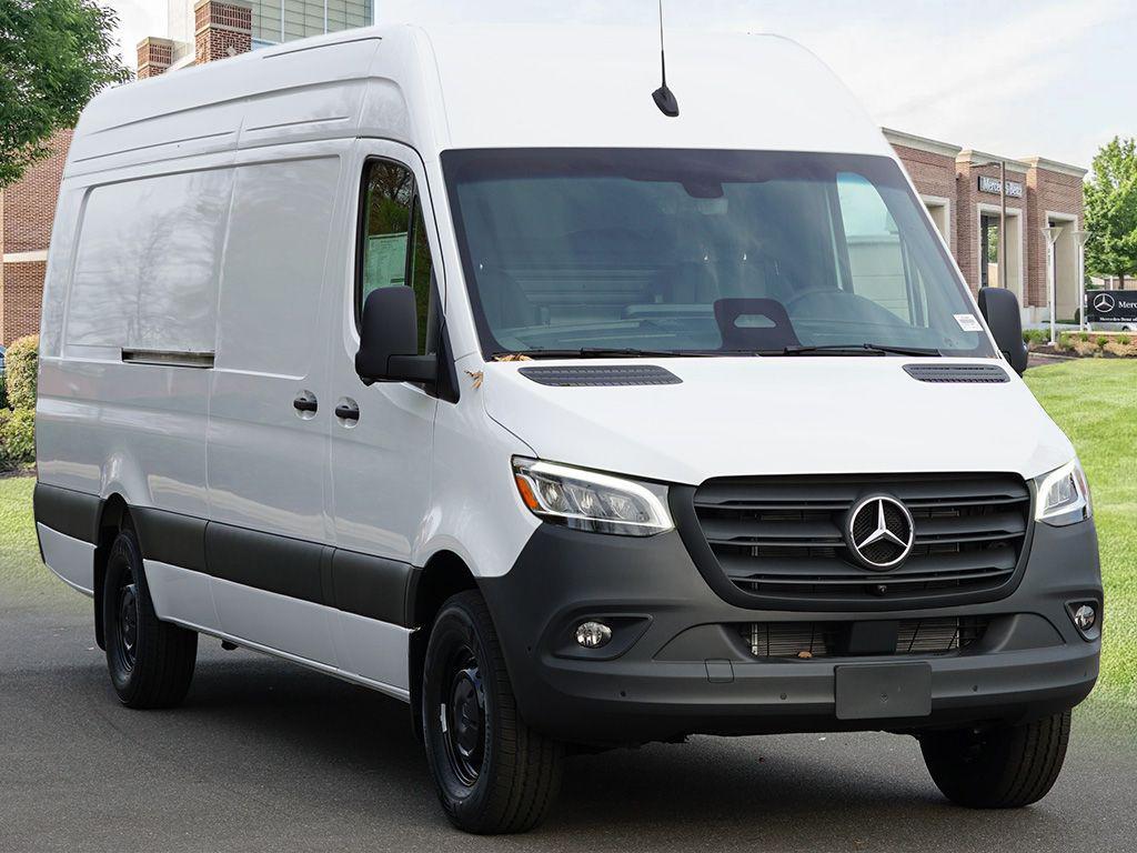 new 2026 Mercedes-Benz Sprinter 2500 car, priced at $75,321