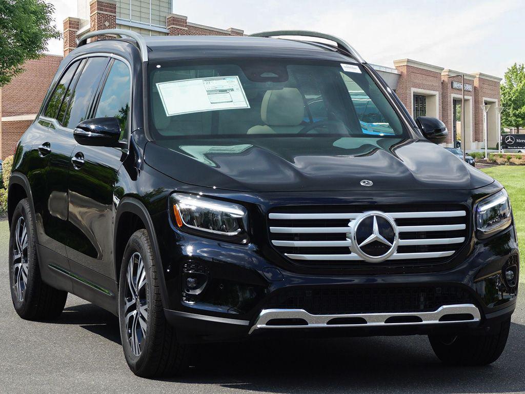 new 2025 Mercedes-Benz GLB 250 car, priced at $52,030