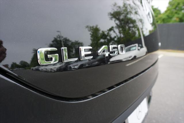new 2025 Mercedes-Benz GLE 450 car, priced at $90,749