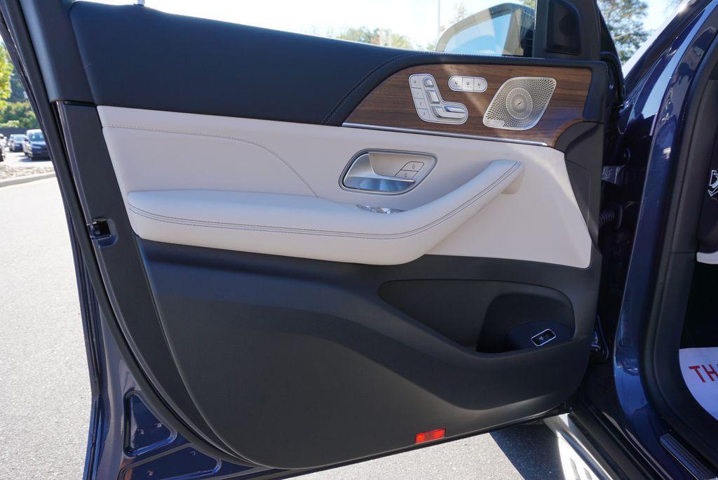 new 2026 Mercedes-Benz GLE 450 car, priced at $91,020