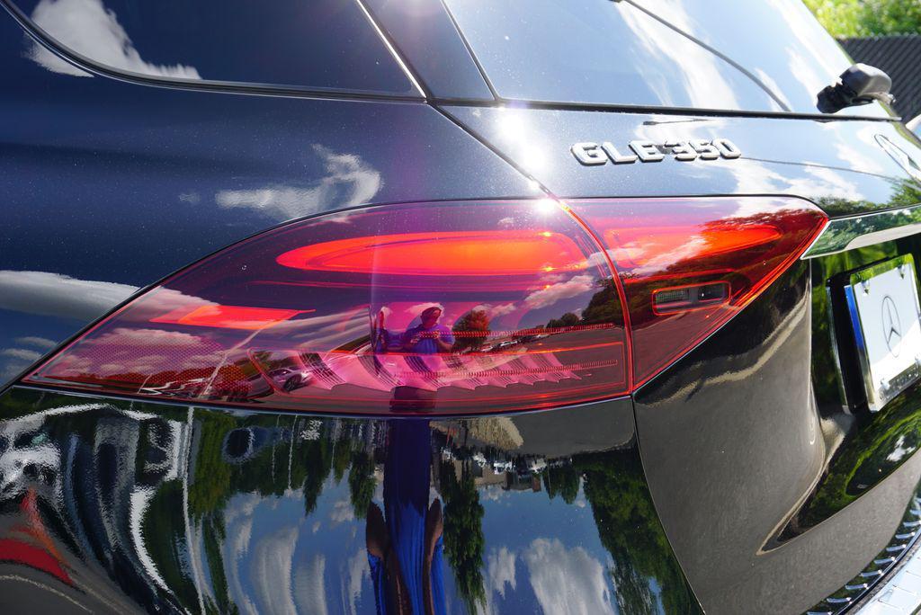 new 2025 Mercedes-Benz GLE 350 car, priced at $77,630