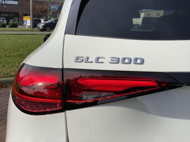 new 2025 Mercedes-Benz GLC 300 car, priced at $60,035