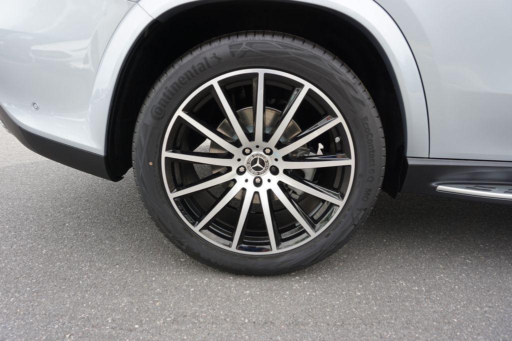 new 2025 Mercedes-Benz GLS 450 car, priced at $106,080