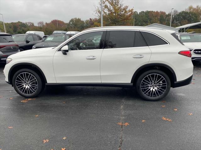 new 2025 Mercedes-Benz GLC 300 car, priced at $66,315