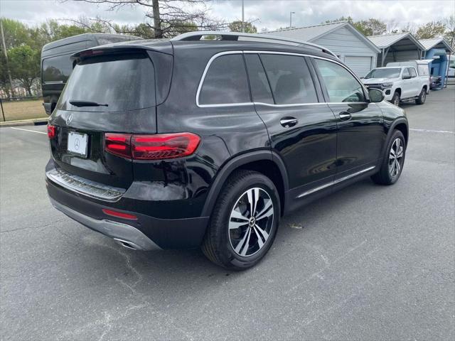 new 2025 Mercedes-Benz GLB 250 car, priced at $47,145