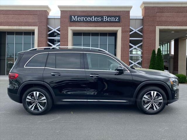 new 2025 Mercedes-Benz GLB 250 car, priced at $47,145