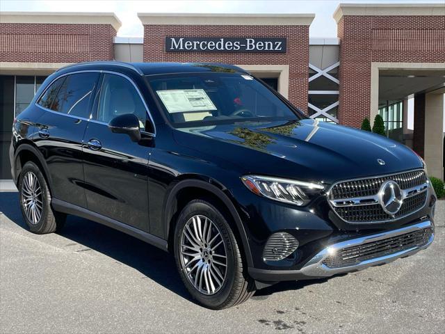 new 2025 Mercedes-Benz GLC 300 car, priced at $59,545