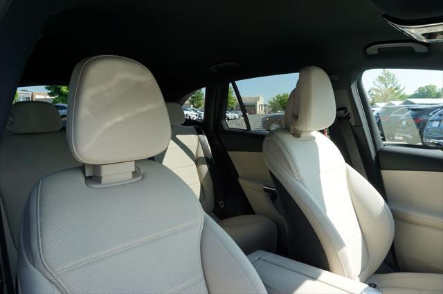 new 2025 Mercedes-Benz GLC 300 car, priced at $55,270