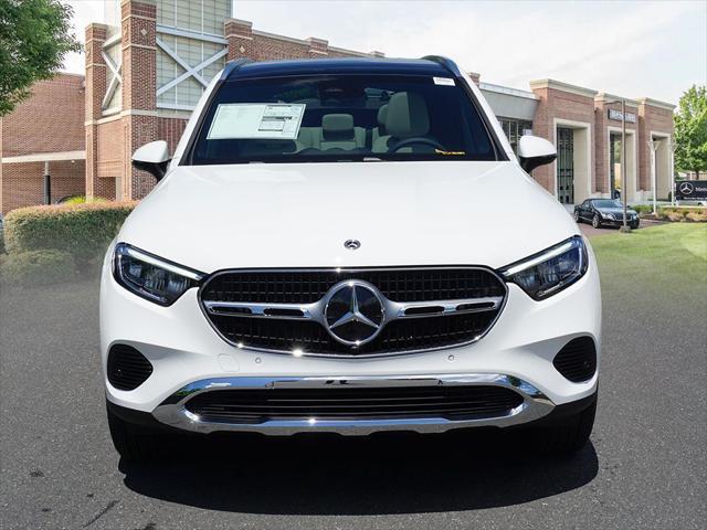 new 2025 Mercedes-Benz GLC 300 car, priced at $55,405