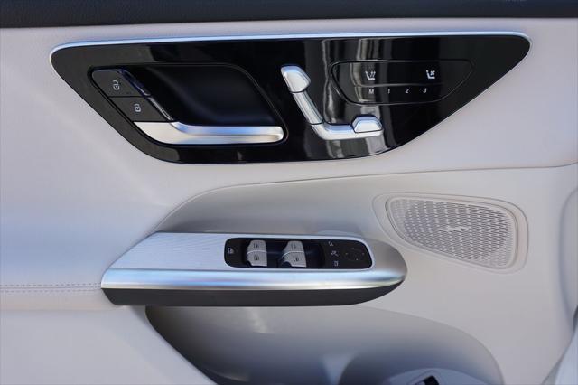 new 2025 Mercedes-Benz GLC 300 car, priced at $55,405