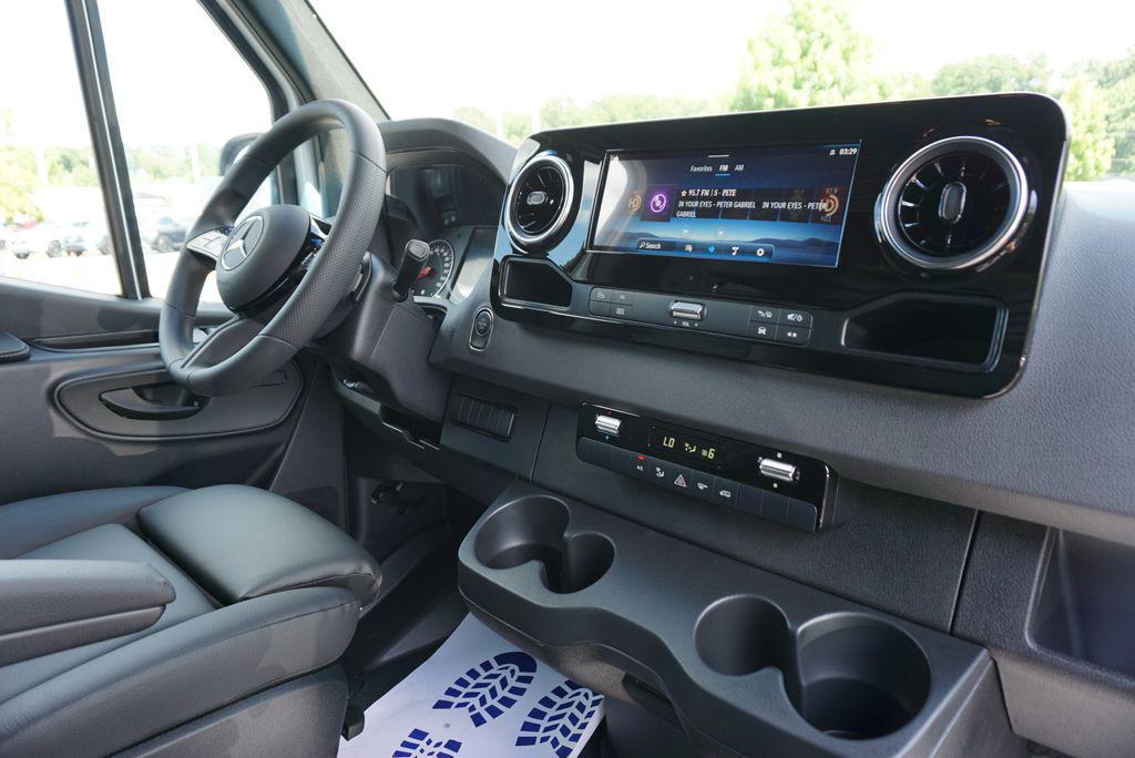 new 2025 Mercedes-Benz Sprinter 2500 car, priced at $66,732