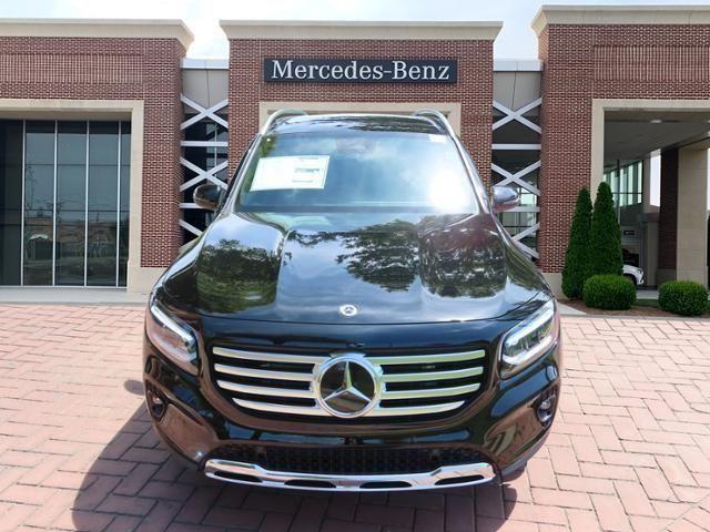 new 2024 Mercedes-Benz GLB 250 car, priced at $50,540