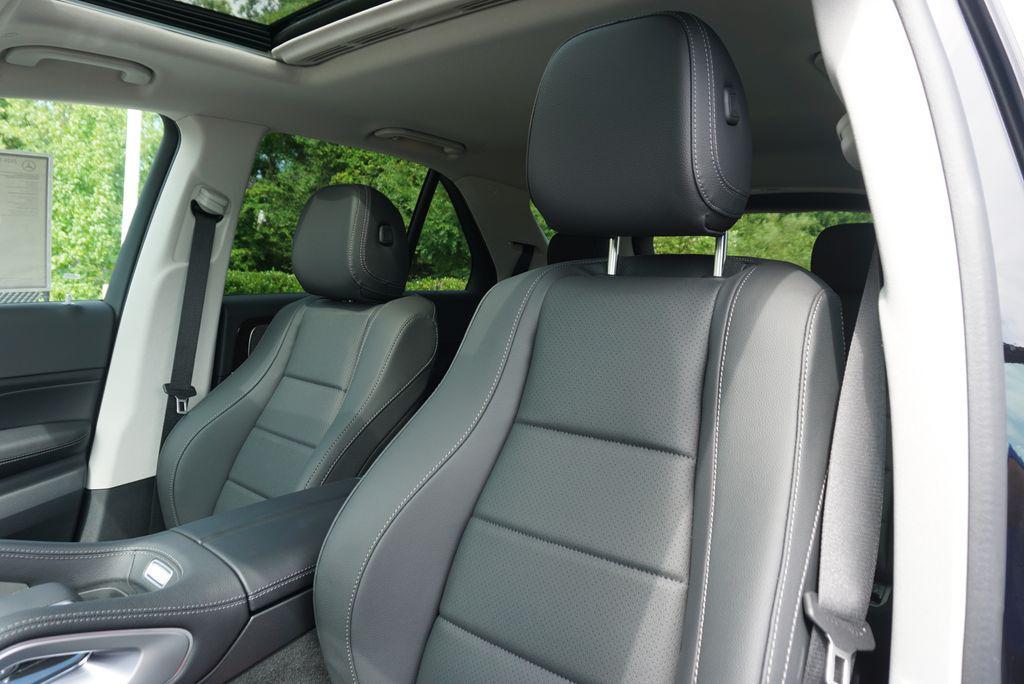 new 2026 Mercedes-Benz GLE 350 car, priced at $70,620