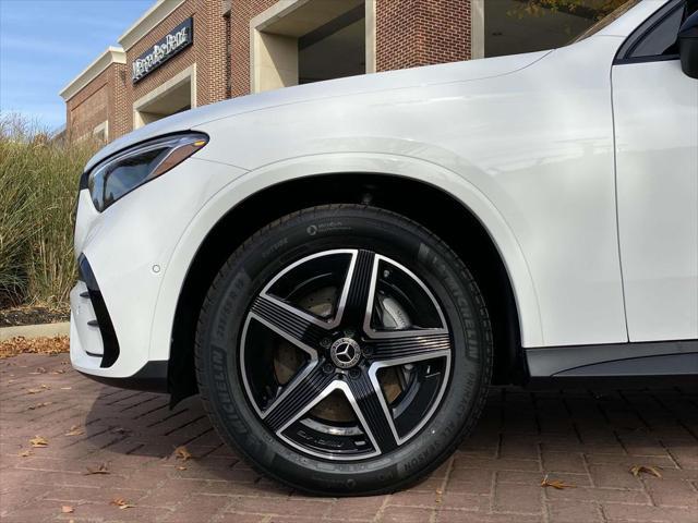 new 2025 Mercedes-Benz GLC 300 car, priced at $60,035