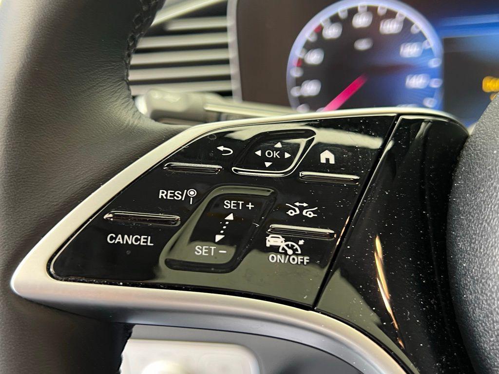 used 2024 Mercedes-Benz GLE 450 car, priced at $70,993