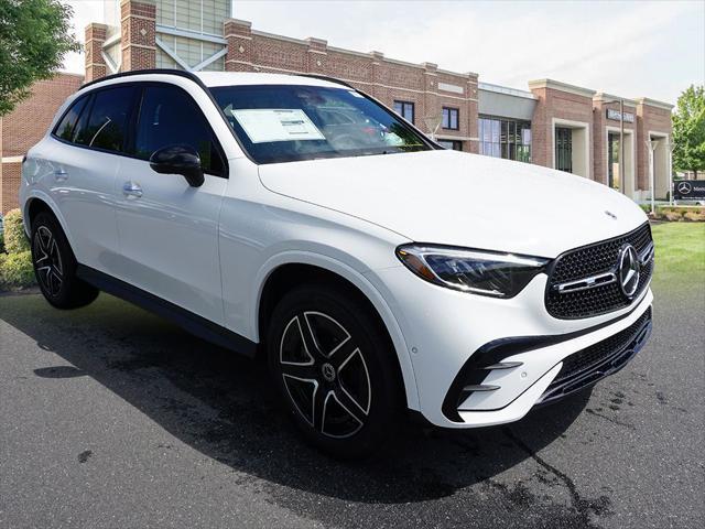 new 2025 Mercedes-Benz GLC 300 car, priced at $58,110