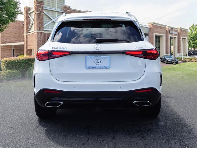 new 2025 Mercedes-Benz GLC 300 car, priced at $58,110