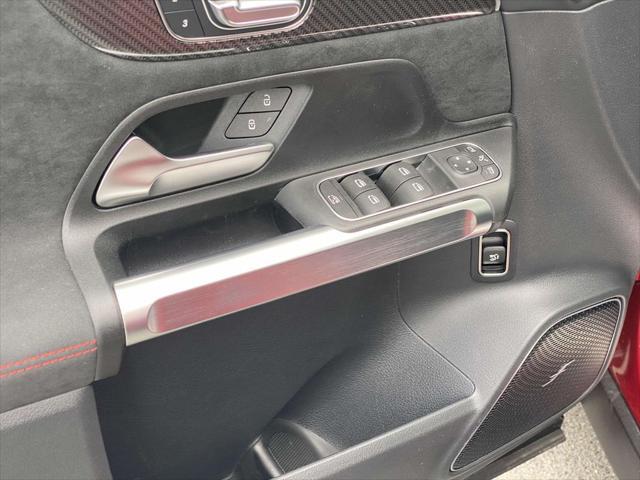 new 2025 Mercedes-Benz GLB 250 car, priced at $59,310