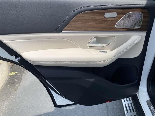 new 2025 Mercedes-Benz GLE 350 car, priced at $83,600