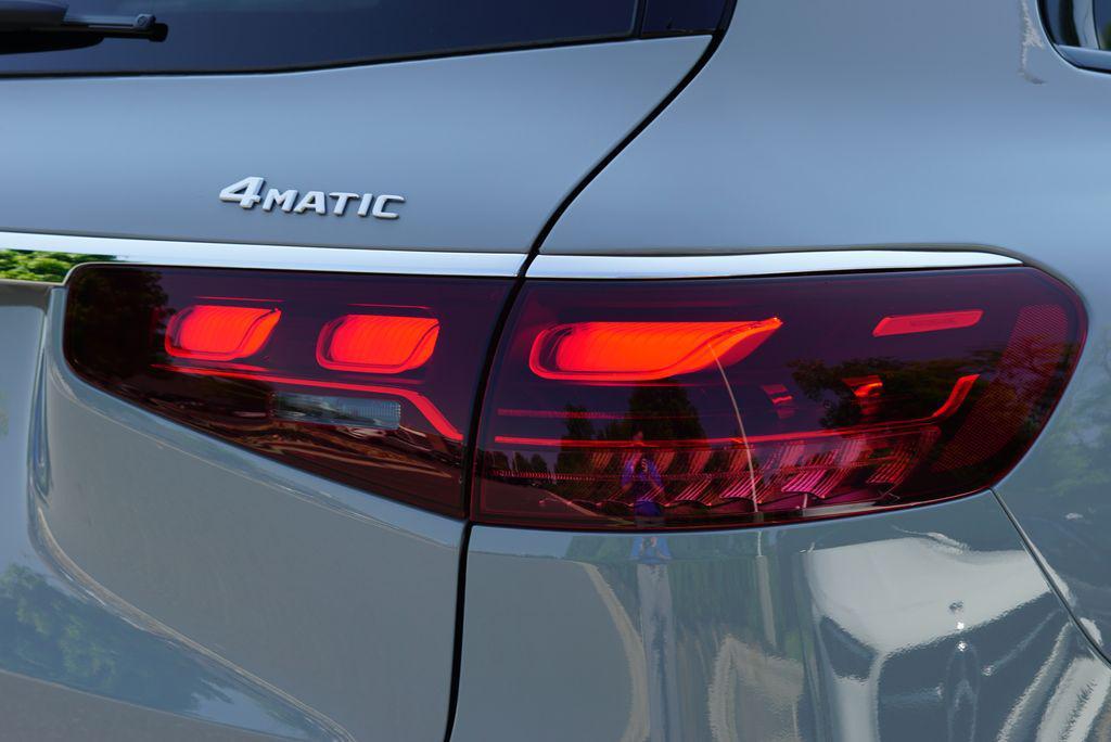 new 2025 Mercedes-Benz GLS 580 car, priced at $124,260