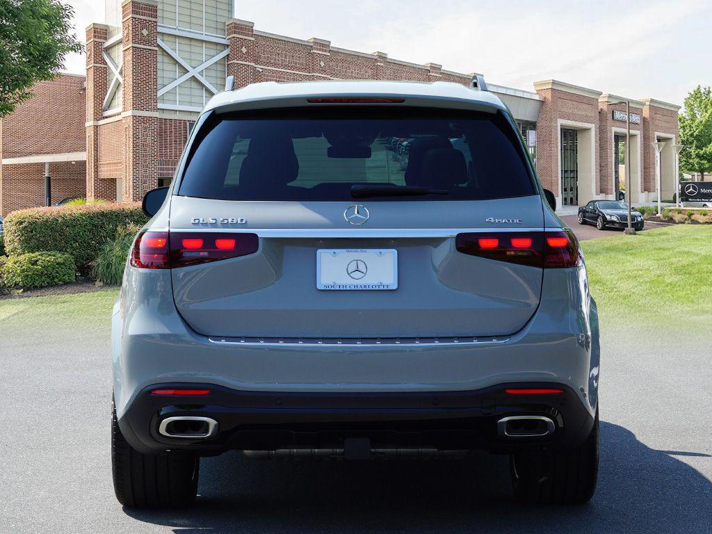 new 2025 Mercedes-Benz GLS 580 car, priced at $124,260