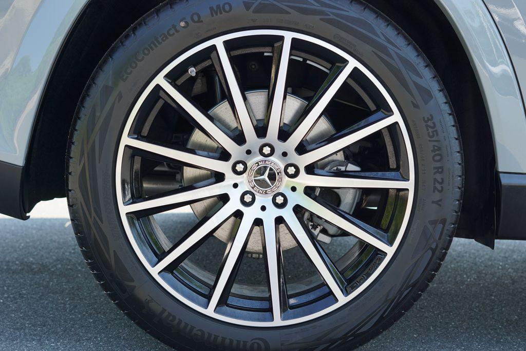 new 2025 Mercedes-Benz GLS 580 car, priced at $124,260