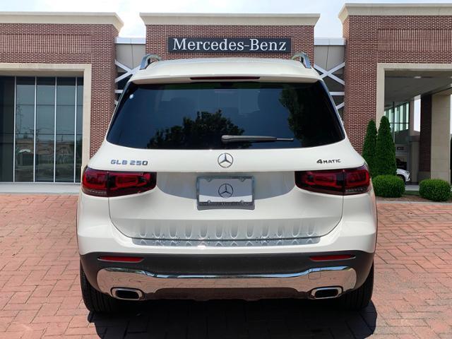 used 2022 Mercedes-Benz GLB 250 car, priced at $38,591