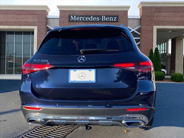 new 2024 Mercedes-Benz GLC 300 car, priced at $57,900