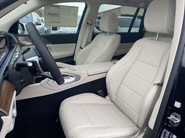 new 2025 Mercedes-Benz GLS 450 car, priced at $96,585