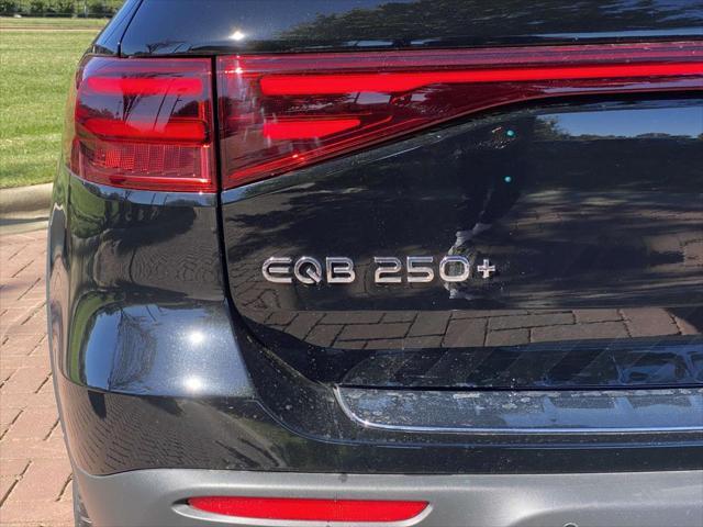 new 2024 Mercedes-Benz EQB 250 car, priced at $58,975