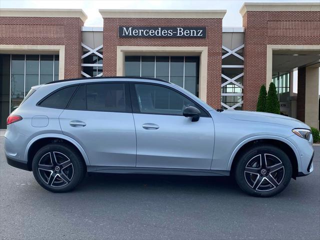 new 2025 Mercedes-Benz GLC 300 car, priced at $57,085