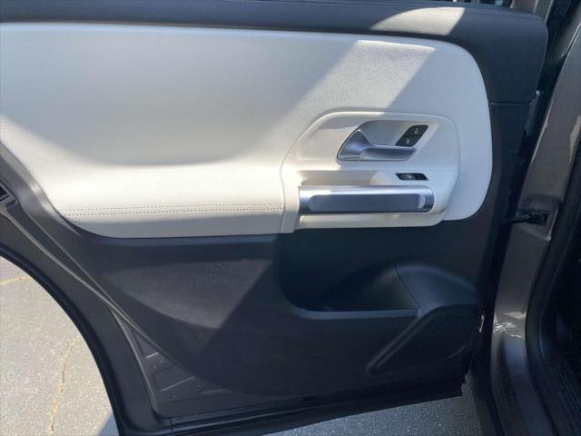 used 2021 Mercedes-Benz GLB 250 car, priced at $30,991