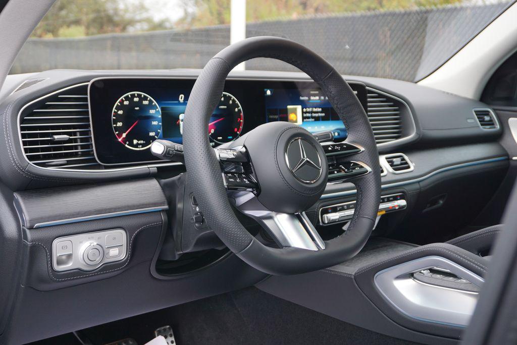 new 2026 Mercedes-Benz GLS 450 car, priced at $106,720