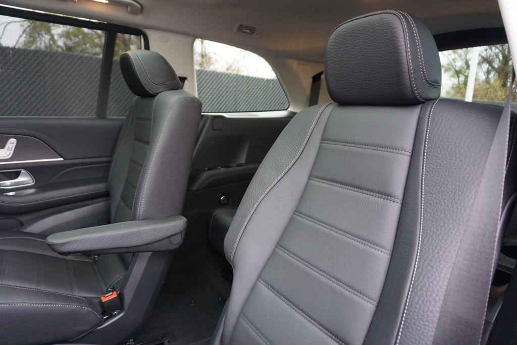 new 2026 Mercedes-Benz GLS 450 car, priced at $106,720