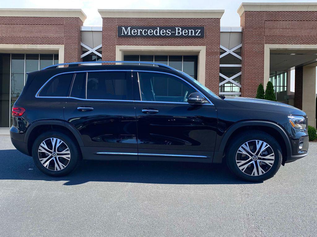 used 2025 Mercedes-Benz GLB 250 car, priced at $44,993