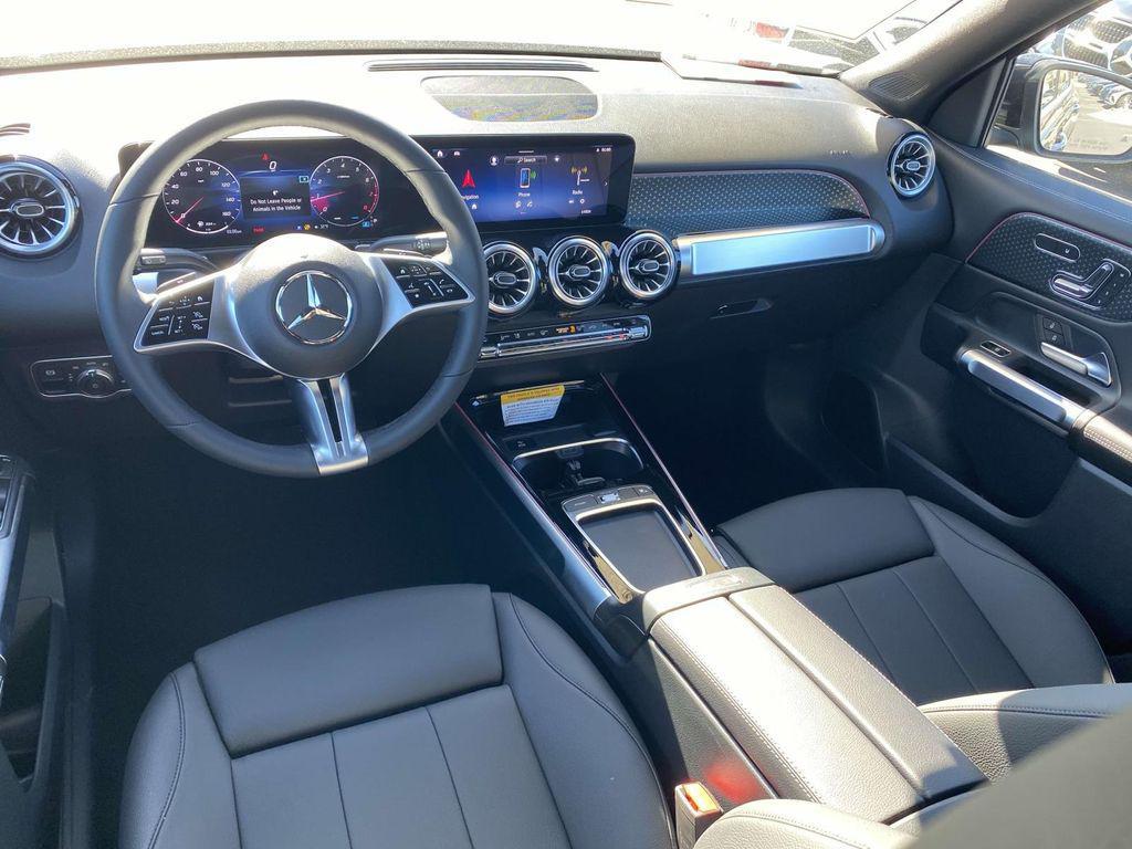 used 2025 Mercedes-Benz GLB 250 car, priced at $44,993