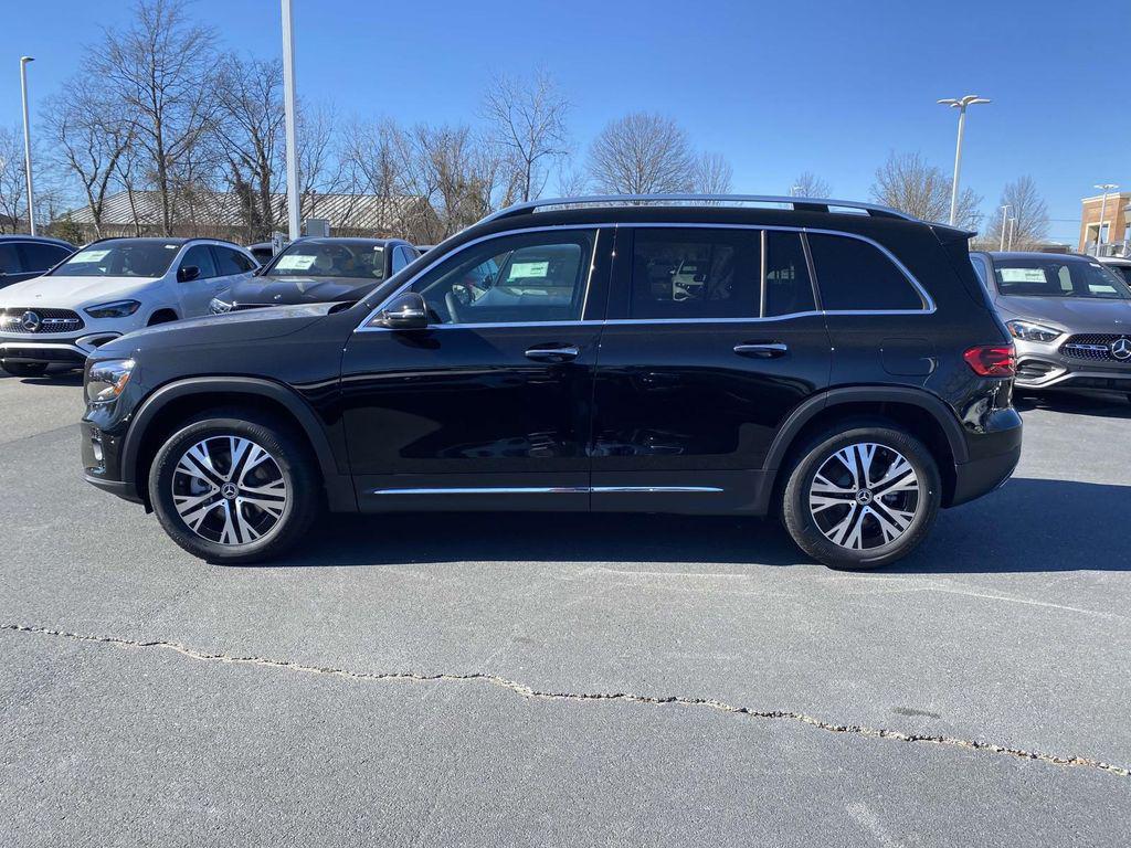 used 2025 Mercedes-Benz GLB 250 car, priced at $44,993