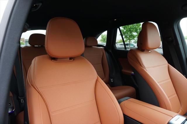 new 2025 Mercedes-Benz GLC 300 car, priced at $56,550