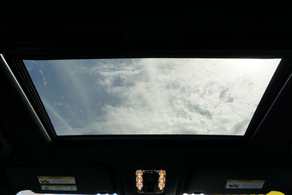 used 2024 Mercedes-Benz GLE 450 Plug-In Hybrid car, priced at $60,593