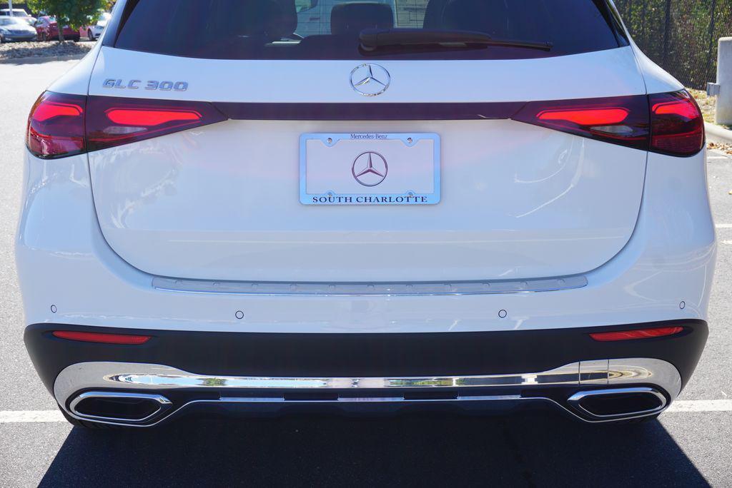 new 2026 Mercedes-Benz GLC 300 car, priced at $56,885